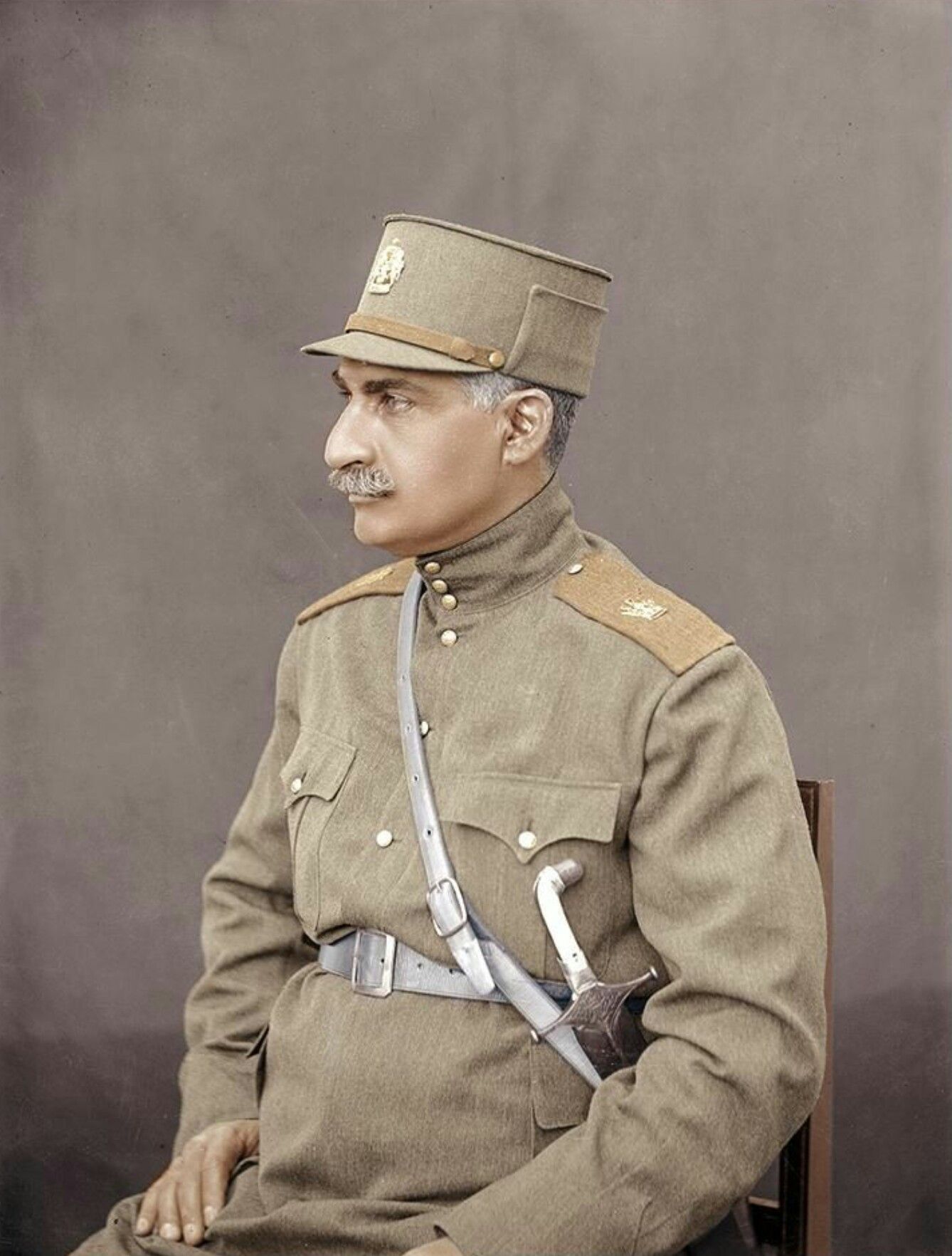 Reza Khan fou el pare del darrer Xa de Pèrsia. Font: Pinterest.com
