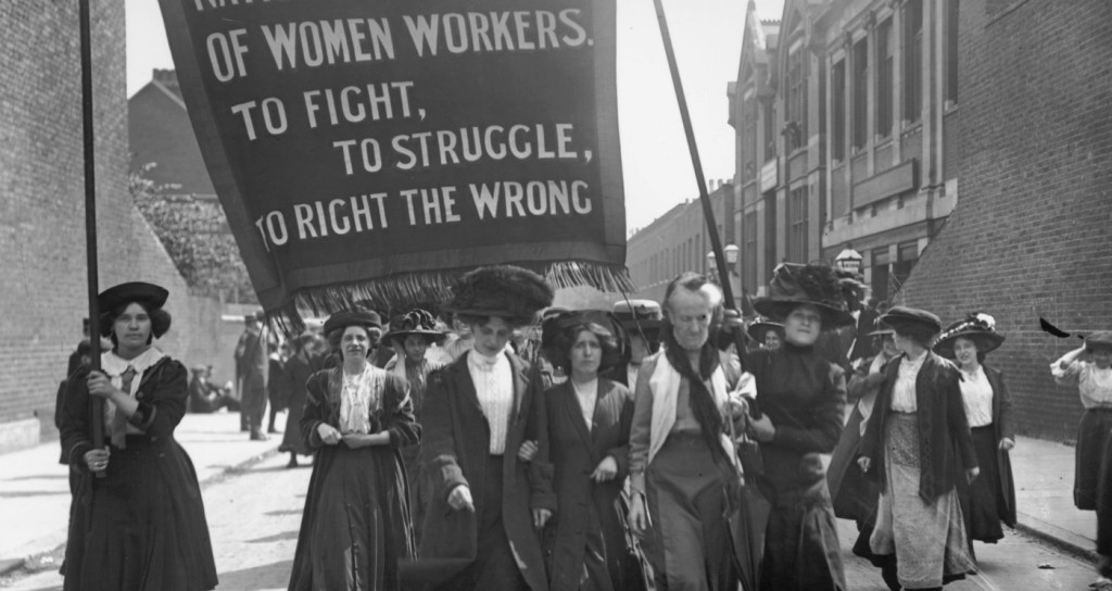 Manifestació de les anomenades per la premsa "suffragettes". Font: The Week UK